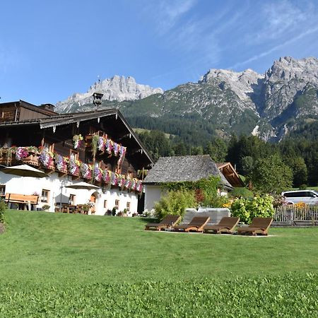 Brandstatthof Leogang Bed & Breakfast Exterior photo
