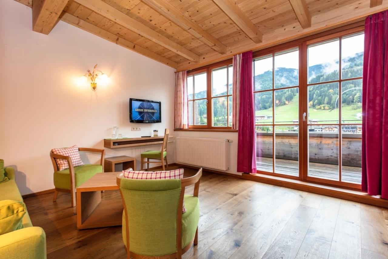 Brandstatthof Leogang Bed & Breakfast Exterior photo