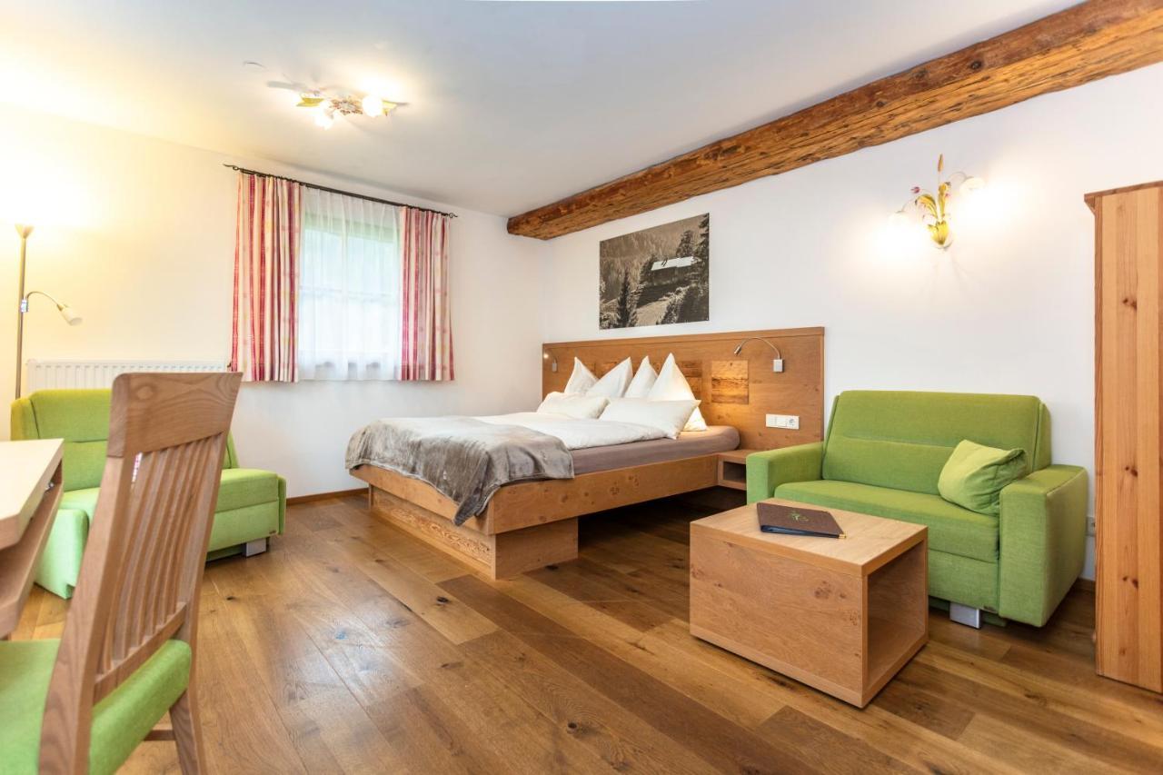 Brandstatthof Leogang Bed & Breakfast Exterior photo