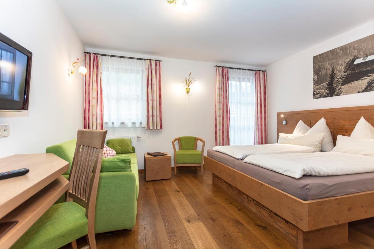 Brandstatthof Leogang Bed & Breakfast Exterior photo